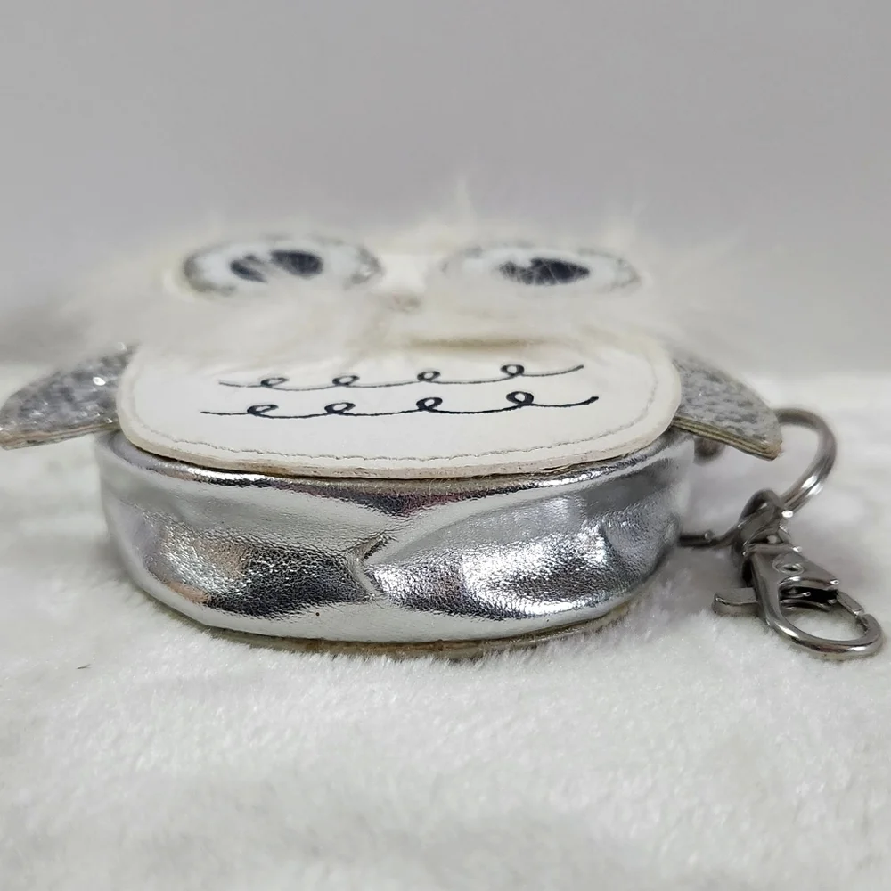 Target Owl Faux Leather Fur Trim White Silver Glitter Coin Purse Keychain NWOT